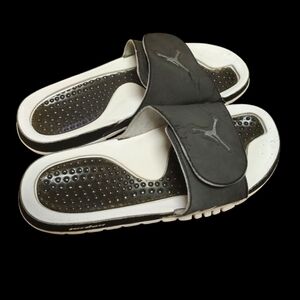 RARE Find Jordan Hydro 5 Retro Men's Black/White Slides Sandals, Sz 12